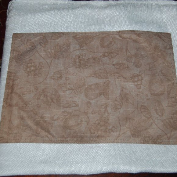 4 Tan/Brown/Beige Tone Fruit & Leaves Print Placemats 13 1/4" Wide by 18" Long - Picture 7 of 12